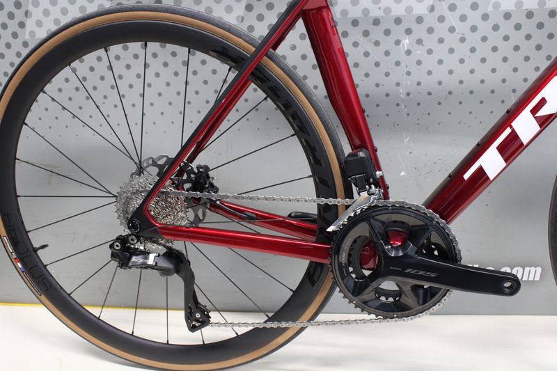 TREK Madone SL 6 - Gen. 8 - immagine 4