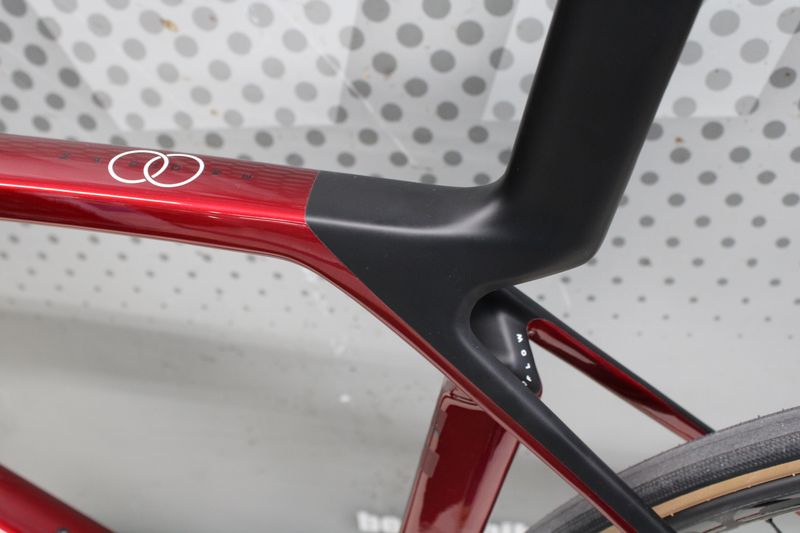 TREK Madone SL 6 - Gen. 8 - immagine 2