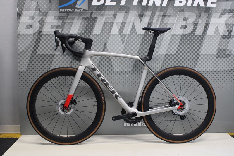 TREK Madone SL 7 - Gen. 8 - immagine 2